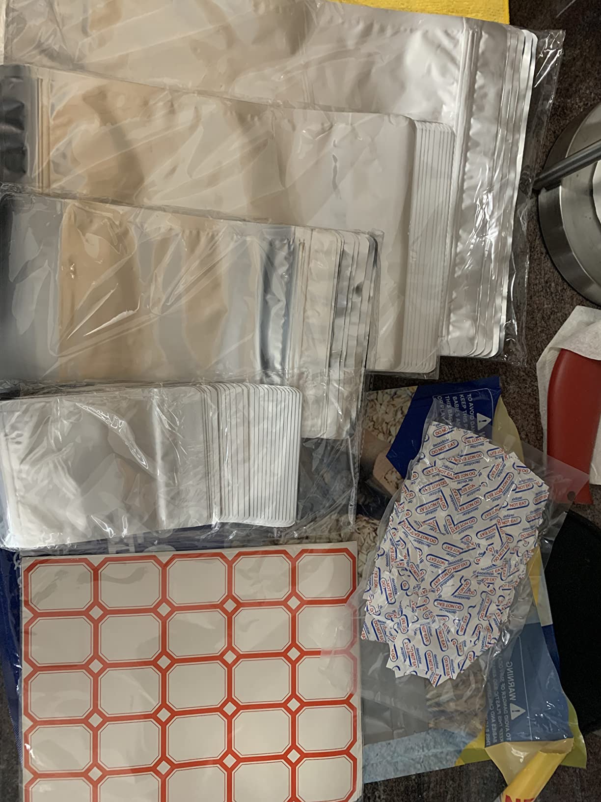 Lebodu 120 Mylar Bags with 120 x 300cc Oxygen Absorbers for Food Storage customer photo 2