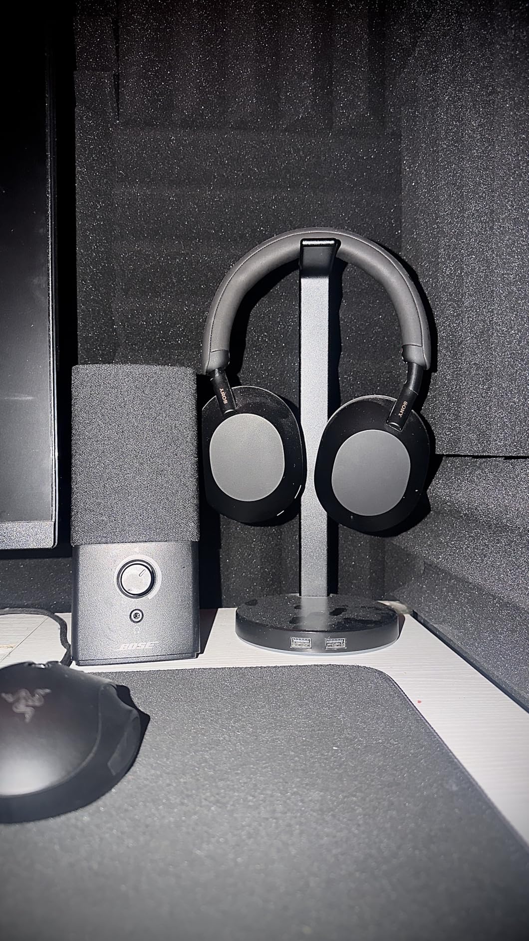 Sony WH-1000XM5 Premium Noise Cancelling Wireless Headphones, Black | Auto NC Optimizer, Up to 30 Hrs of Battery, Carrying Case, Crystal Clear Calls, Touch Control, Multipoint Connection customer photo 1