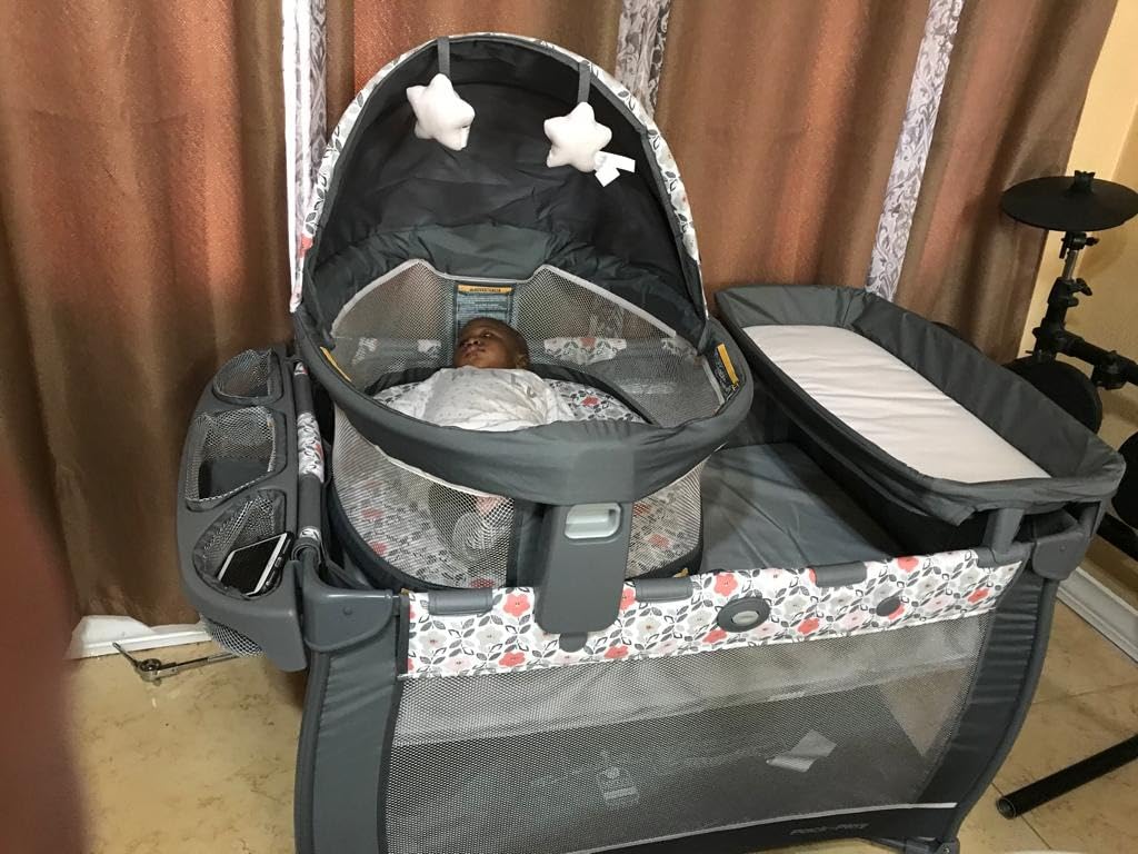 Graco Pack 'n Play Travel Dome LX Playard - Raised Travel Bassinet, UV-50 Canopy, Changer & Storage, Astin customer photo 1