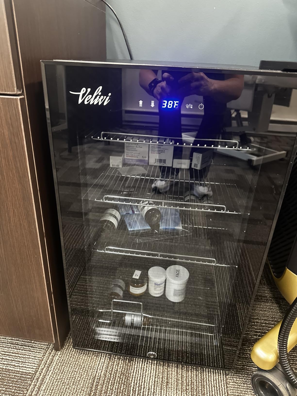 Velivi Upgraded 24 Inch Wine Cooler Refrigerator, 190 Bottles Wine Fridge | with Professional Temperature Control System, Freestanding or Built-in installation, Quiet Operation customer photo 1