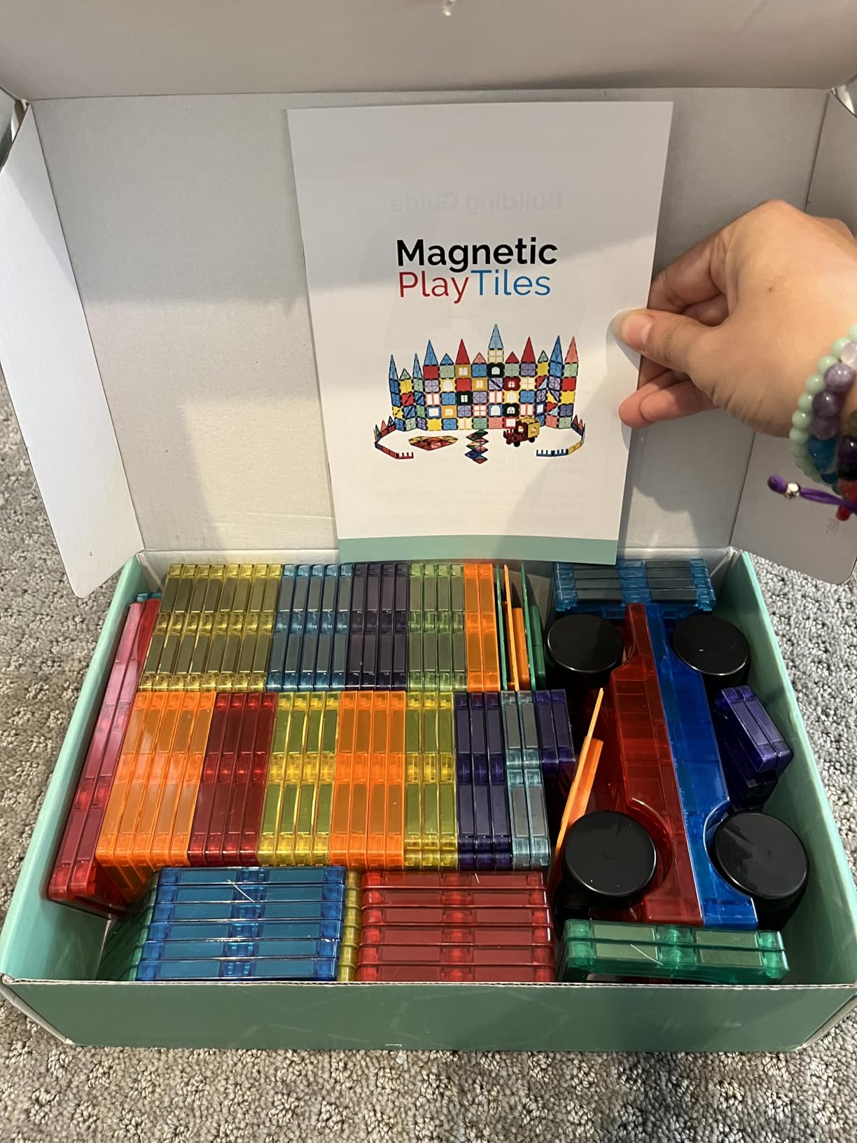 FNJO Magnetic Tiles, 100PCS Building Blocks, STEM Magnets Building Toy Set customer photo 2