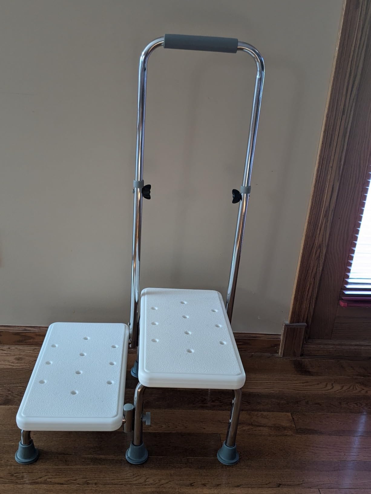 Aliseniors 2 Step Stool with Handle for Elderly, Bed Steps for High Beds | for Bathtub, Truck, Car, Non-Skid Platform, Adjustable Handle, Foot Stool for Seniors, Adults and Mobility Support customer photo 1
