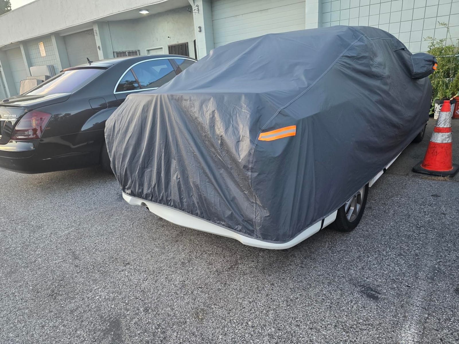 GUNHYI 16 Layers Car Cover Waterproof All Weather for Sedan Heavy Duty | Outdoor Car Cover Universal Fit Toyota Avalon, Ford Taurus, Lincoln MKS/Continental, BMW 740i, Mercedes Benz S Class etc. customer photo 1