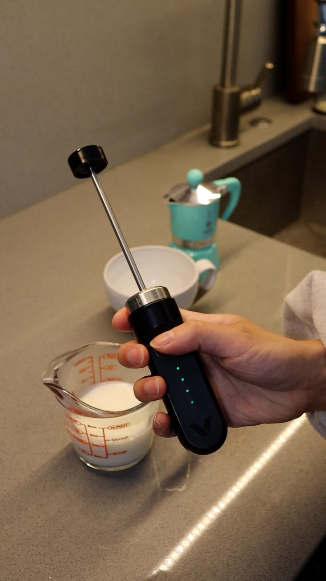 Subminimal NanoFoamer Lithium Performance Milk Foamer - Rechargeable Handheld Foamer - Black, Waterproof foamer with rechargeable lithium battery, microfoamed milk in 30 seconds, barista-style coffee drinks at home customer photo 2