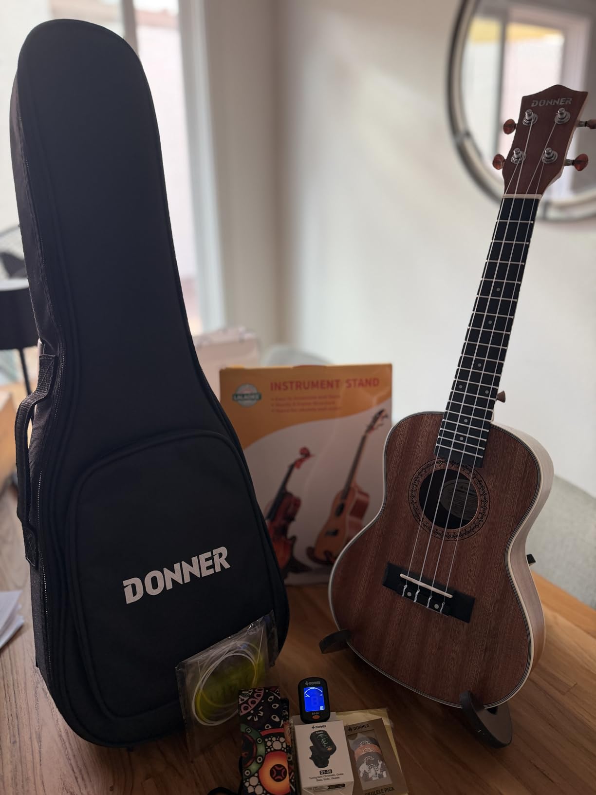 Donner Soprano Ukulele Mahogany 21 inch Ukelele Beginner Kit Online Lesson Gig Bag Strap Nylon String Tuner Picks Cloth DUS-1 Ukalalee Set Christmas Gift customer photo 2