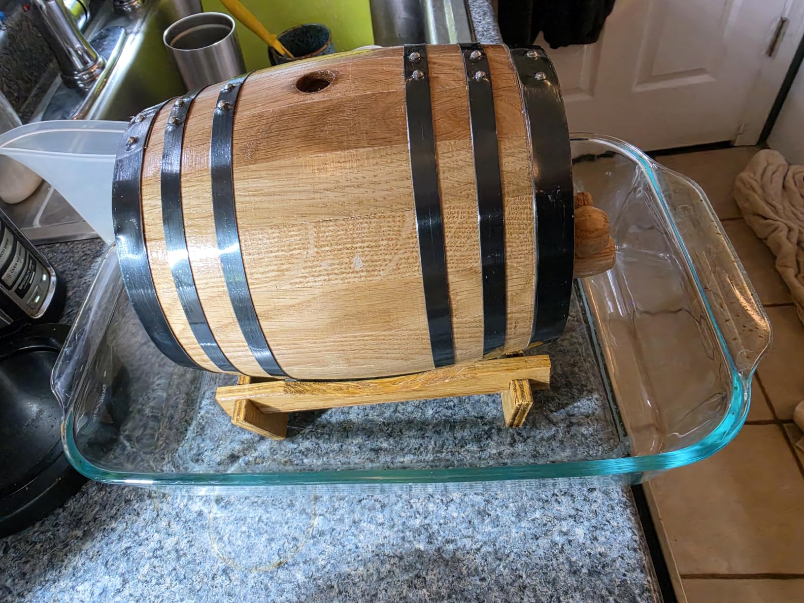 1 Gallon Oak Aging Barrel, 5 Liter Wooden Whiskey Barrel with Stand | Charred American Oak Home Liquor Aging Kit with Bung & Spigot, Whiskey Gift for Bourbon, Cocktails, Rum, Tequila & Wine customer photo 2