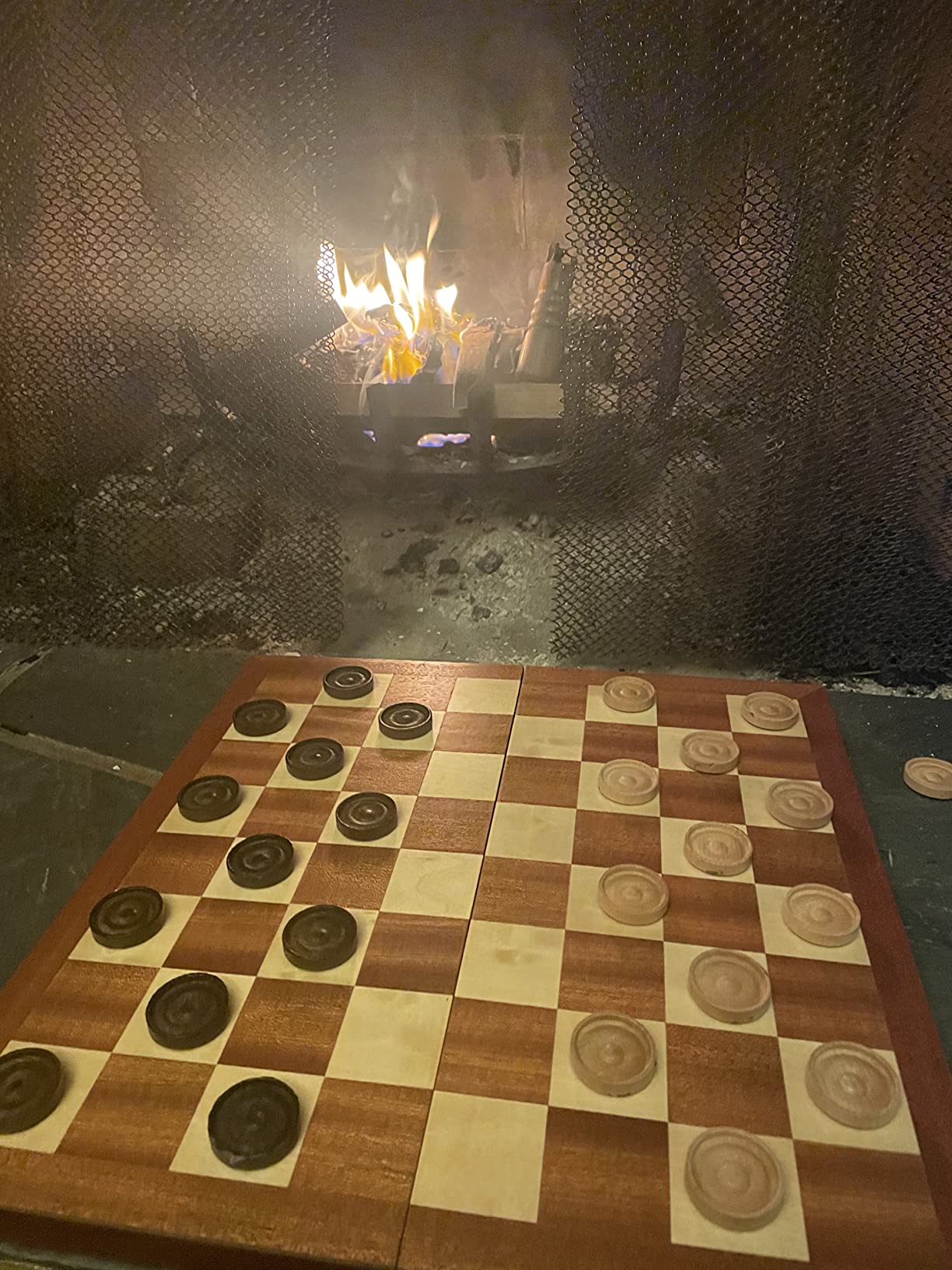 VAMSLOVE 14inch Checkers Folding Wooden Game Set, 8x8 Classic Checkerboard International Checkers Draughts Board 64 Square with Pieces Storage Slots (Instructions Included) customer photo 1