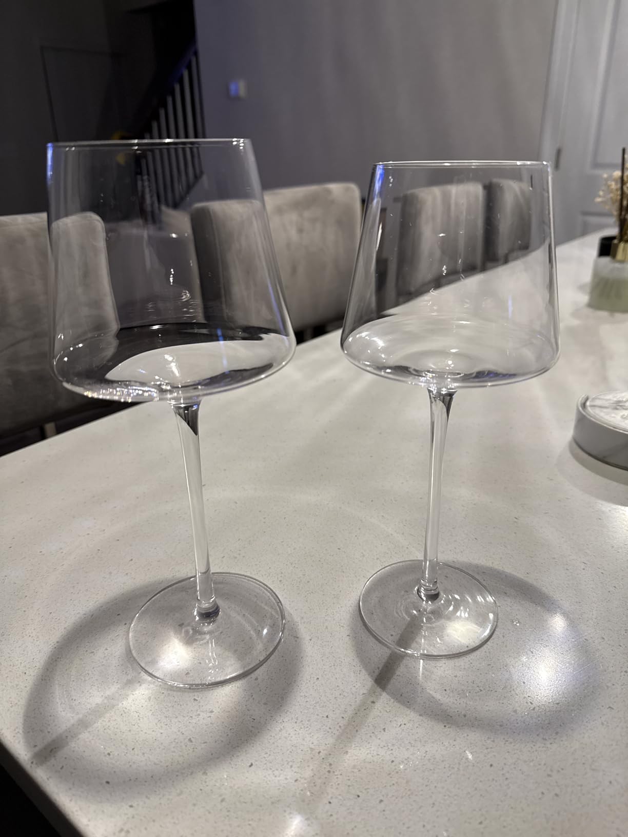 Physkoa Wine Glasses Set 6-18oz-LeadFree Wine Glass with Long Stem,Clear Stemmed Wine Glasses HandBlown Glassware Crystal Wine Gifts for Women Birthday Wedding customer photo 1