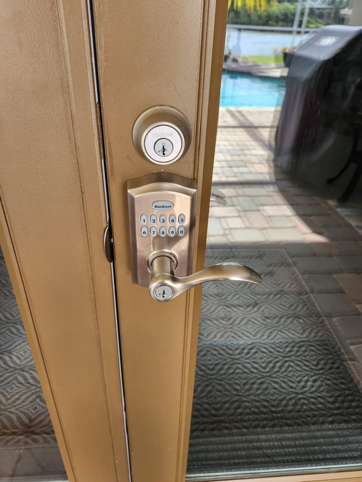 Kwikset SmartCode 260 Keyless Entry Electronic Keypad Deadbolt Door Lock | Satin Nickel, Auto-Lock, Custom User Codes, Advanced Security, Traditional customer photo 2