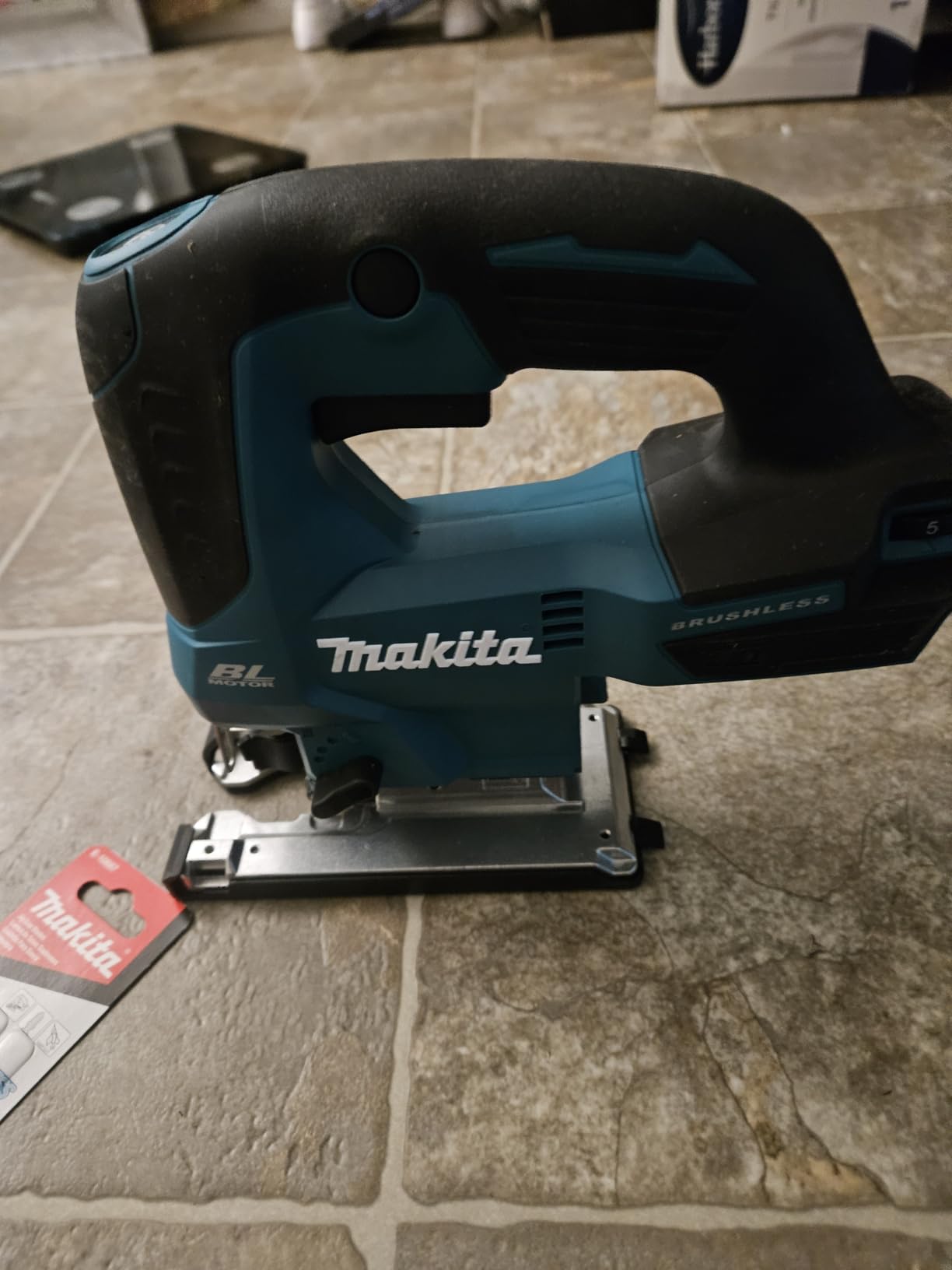 Makita XVJ04Z 18V LXT Lithium-Ion Brushless Cordless Jig Saw, Tool Only customer photo 1