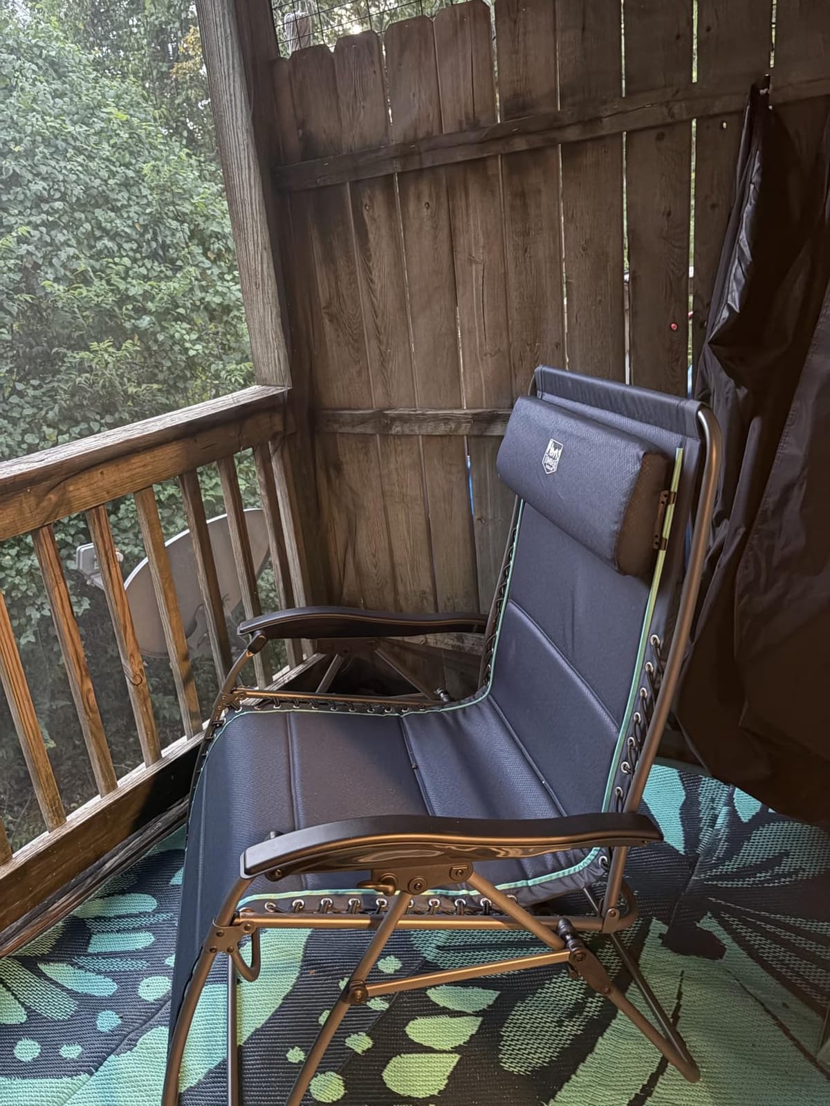 Timber Ridge Oversized Zero Gravity Chair, 33In Wide XXL Zero Gravity Reclining Chair with Side Table, Full Padded Lounge Chair for Outdoor Camping Patio Lawn, Heavy Duty Supports 500lbs, Blue-1 Pack customer photo 2