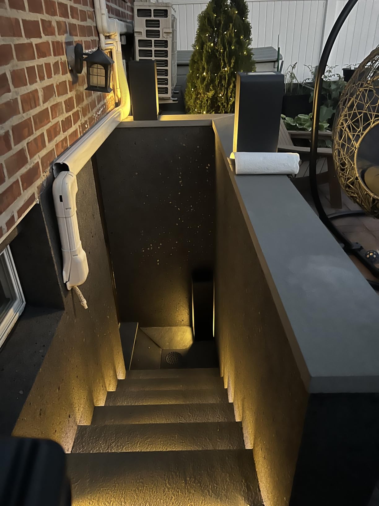 VOLISUN Solar Stair Lights 6 Pack, Solar Step Lights Outdoor Waterproof | IP67, LED Outdoor Step Light, Outdoor Light Decor for Garden Stair, Deck, Front Step, Front Porch, and Patio (3000K) customer photo 2