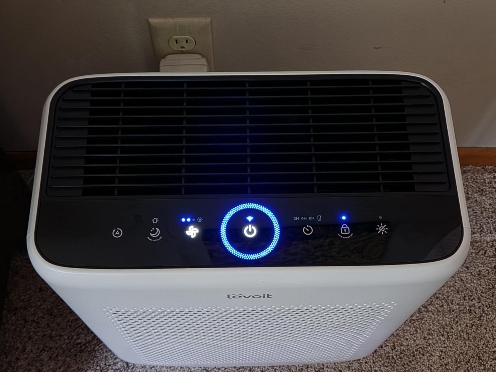 LEVOIT Smart Air Purifier for Home Large Room up to 1875 Ft² Vital 200S-P | For Quiet Bedroom at 27dB, AHAM VERIFIDE, Air Quality Monitor, HEPA Sleep Mode for Allergies, Pet Hair and dander, White customer photo 2