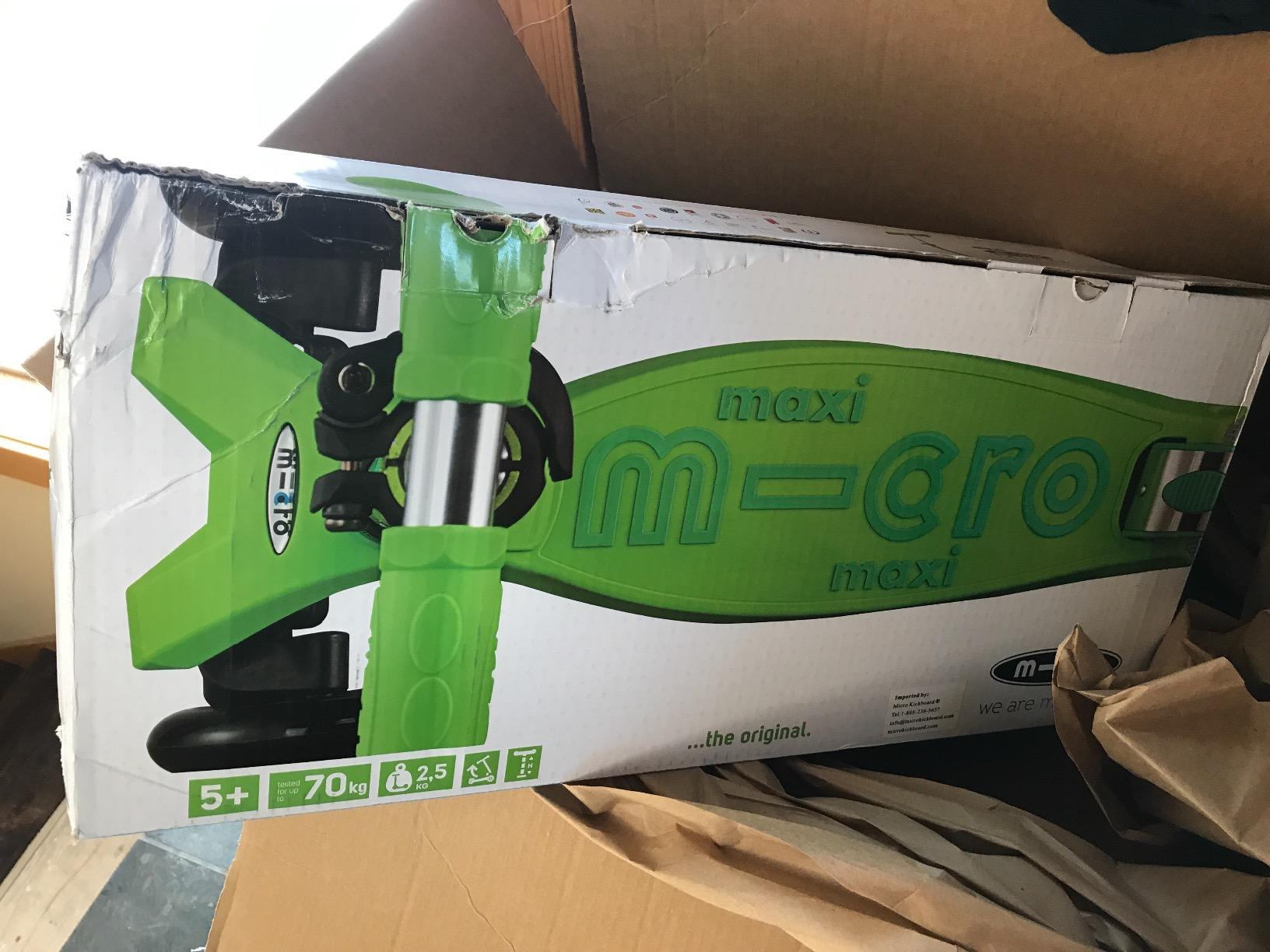 Micro Kickboard Maxi Scooter for Ages 5-12, Children up to 110 lbs, 3 Wheel Lean-to-Steer Design, Adjustable T Bar, Smooth Ride PU Wheels, Swiss Design customer photo 1