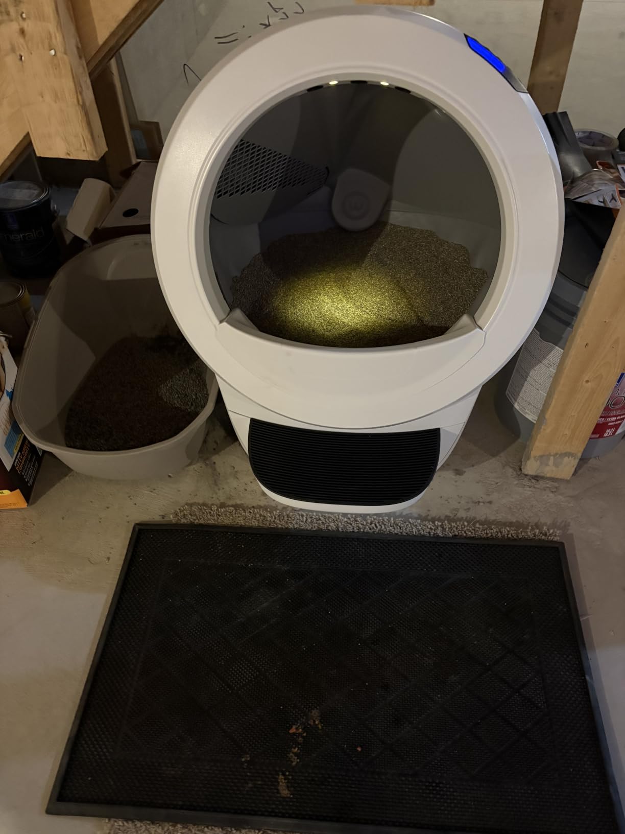 Litter-Robot 4 with Step & Fence by Whisker, Black - Automatic | Self-Cleaning Cat Litter Box, Helps Reduce Litter Box Odors, Never Scoop Again, Includes 1 Year of WhiskerCare customer photo 2