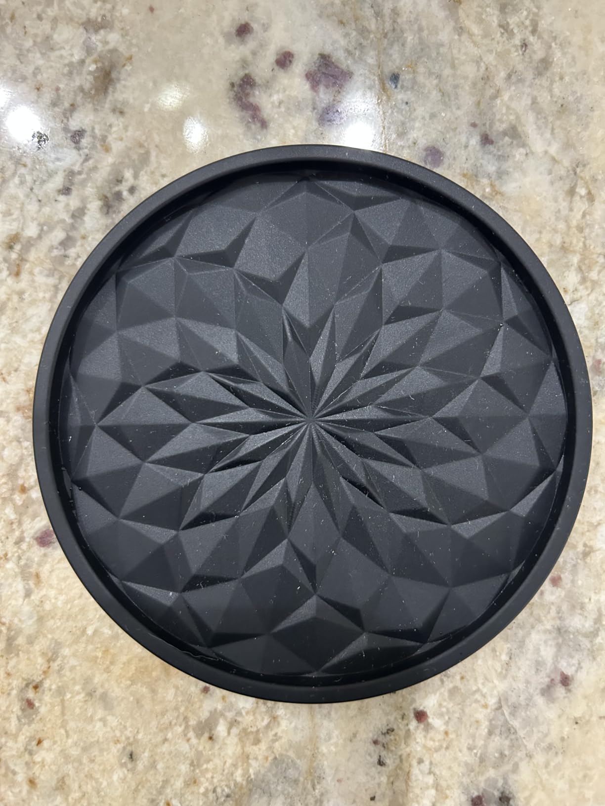 ME.FAN Silicone Coasters with Holder, 6 Pack Drinking Coasters - Wine Red customer photo 2