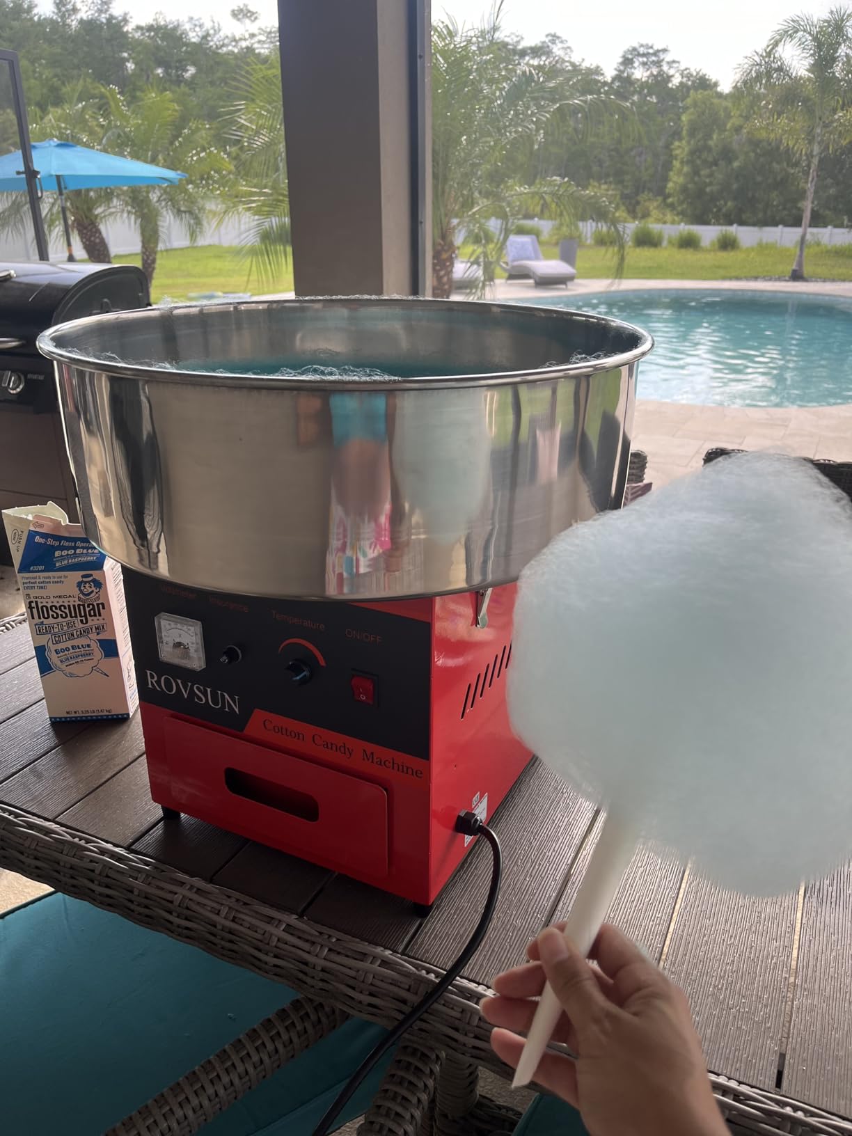 ROVSUN 21 Inch Cotton Candy Machine Commercial, Candy Floss Maker Electric Cotton Candy Maker w/Stainless Steel Bowl, Sugar Scoop and Large Storage Drawer Home Party Carnival, Pink customer photo 2