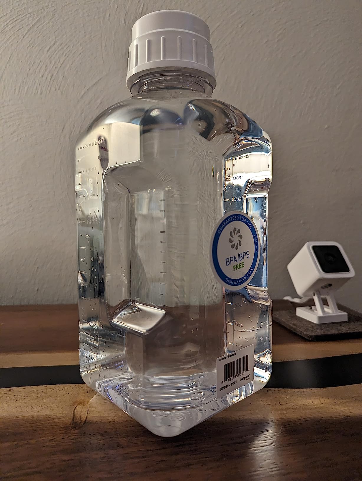 Nalgene Tritan BPA-Free Growler Bottle, 64 OZ, Clear customer photo 2