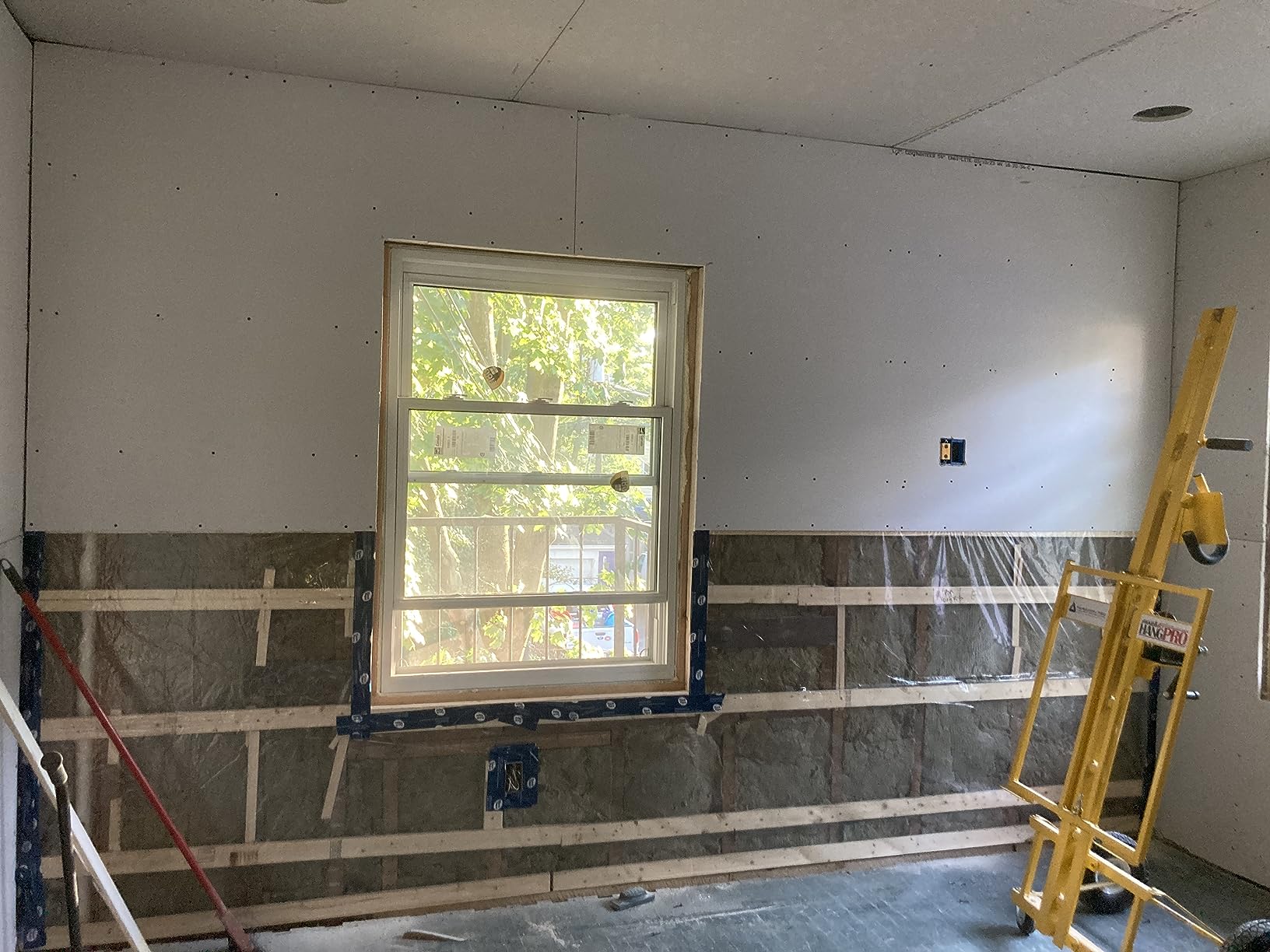PANELLIFT® HANGPRO™ Drywall Lift for Walls Model 100, 10' 150 lbs Capacity, one Person Drywall Installation, sheetrock Installation, Hang Drywall, Easy Transport customer photo 2