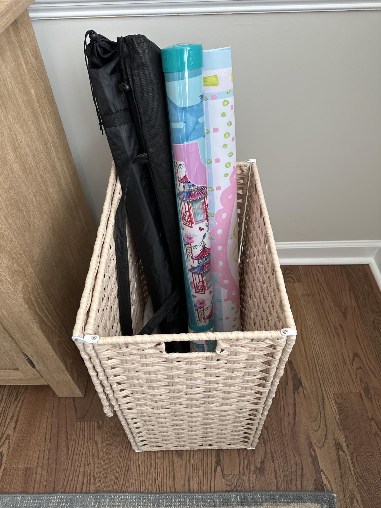 SONGMICS Laundry Hamper with Lid, 17.2 Gallon (65 L) Synthetic Rattan Clothes Laundry Basket with Lid and Handles, Foldable, Removable Liner, Goose Yellow ULCB165N01 customer photo 2
