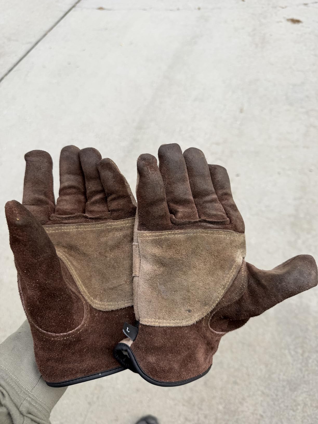 WZQH Leather Work Gloves for Men or Women. Gardening, Welding, Coffee-grey L | Cowhide, Soft Lining, Utility, Firm Grip, Durable. Large customer photo 2