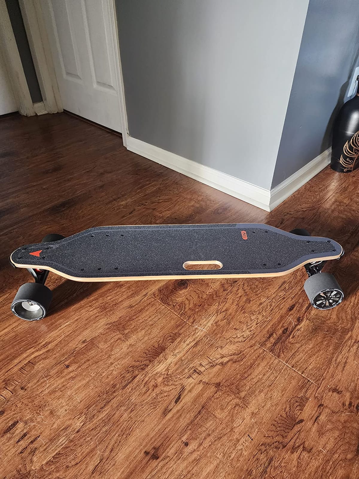 MEEPO Campus V3 Series/Envy Electric Skateboard with Remote, Top Speed Up to 29 Mph, 4 Speed Smooth Braking, Easy Carry Handle Design, Suitable for Adults & Teens customer photo 1
