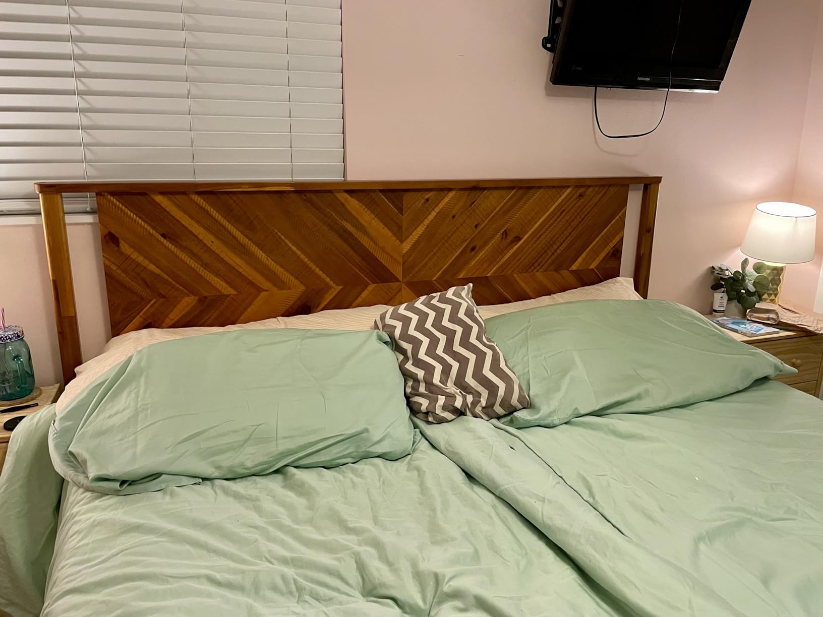 Bme Vivian Headboard ONLY, Rustic & Scandinavian Style with Solid Acacia Wood, Easy Assembly, King, Rustic Golden Brown customer photo 1