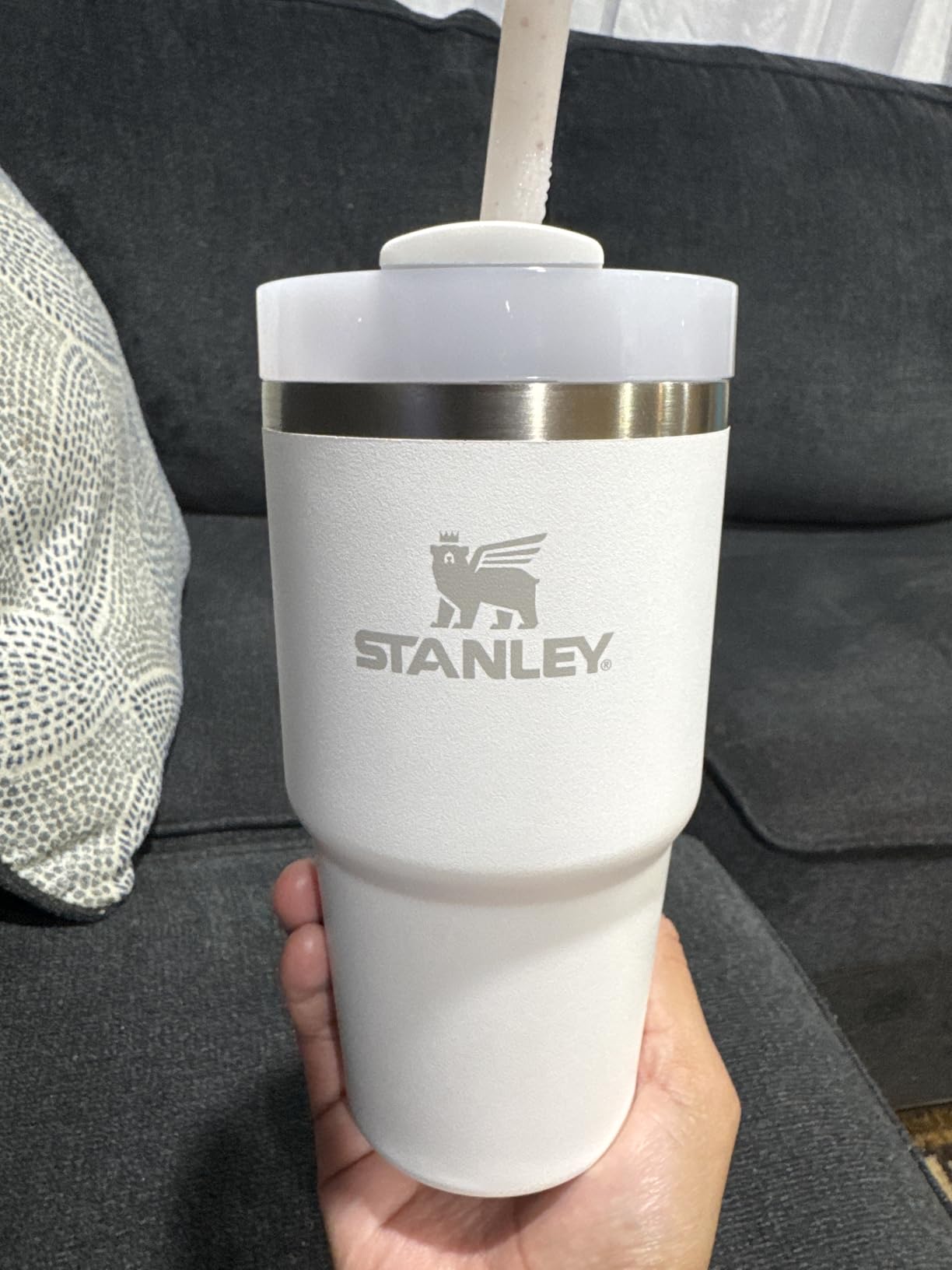 STANLEY Quencher H2.0 Flow State Tumbler, 20 oz, Charcoal | Straw and 3-Position Lid | Cup Holder Compatible for Travel | Insulated Stainless Steel Cup | BPA-Free customer photo 1