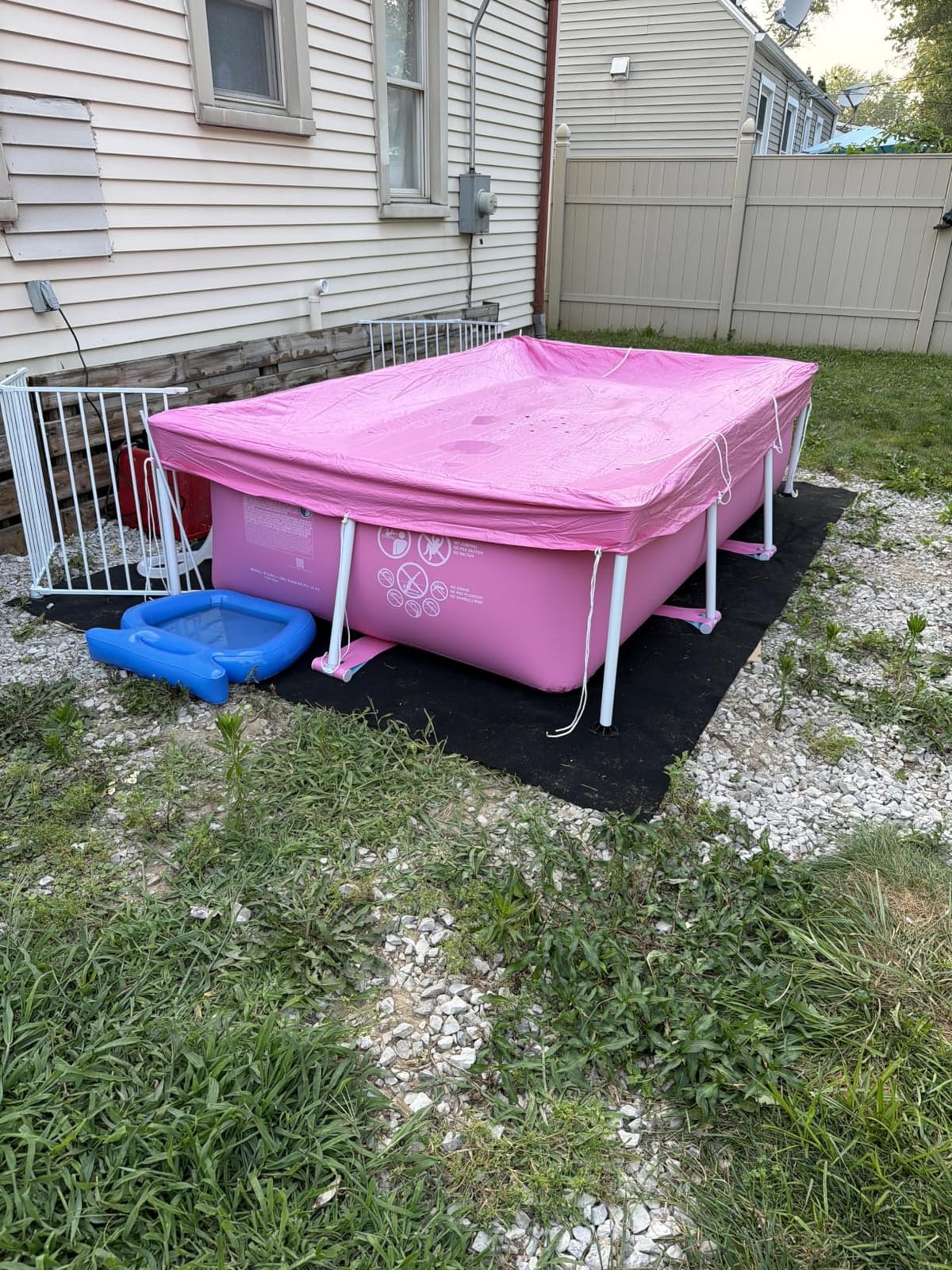 INTEX Metal Frame 7ft x 5ft x 23.5in Above Ground Swimming Pool, Pink | 28266EH - Pool Only (Pump Not Included) customer photo 2