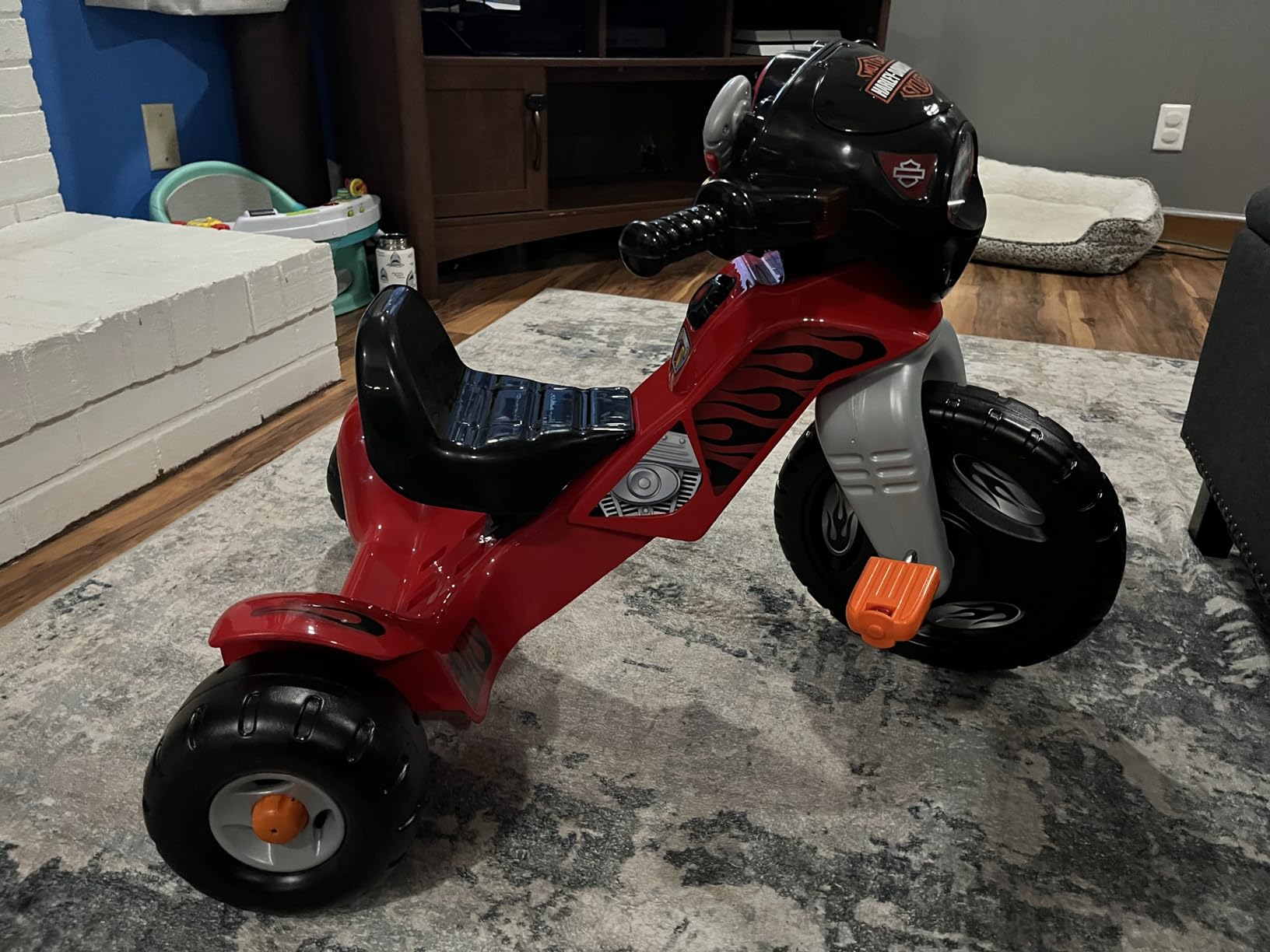 Fisher-Price Harley Davidson Toddler Tricycle Ride-On Preschool Toy, Lights & Sounds Trike with Adjustable Seat (Amazon Exclusive) customer photo 1