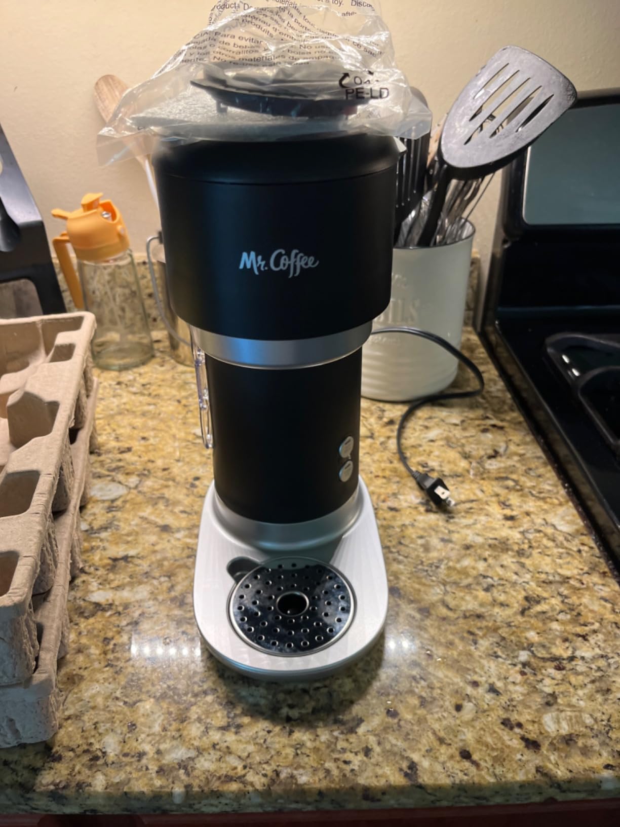 Mr. Coffee Iced Coffee Maker, Single Serve Hot and Cold Coffee Maker with 22 ounce Reusable Tumbler, Filter and Wholesalehome Cloth customer photo 1