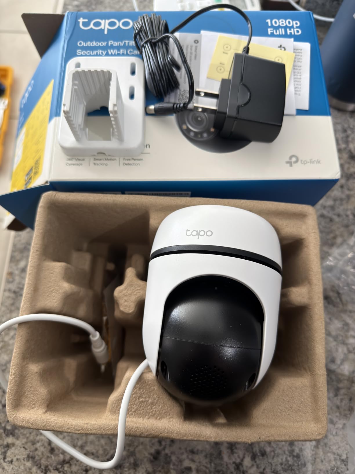 Tapo 1080P Outdoor Wired Pan/Tilt Security Wi-Fi Camera, 360° View, Motion Tracking, Works with Alexa & Google Home, Night Vision, Free AI Detection, Cloud & SD Card Storage(up to 512GB), Tapo C500 customer photo 2