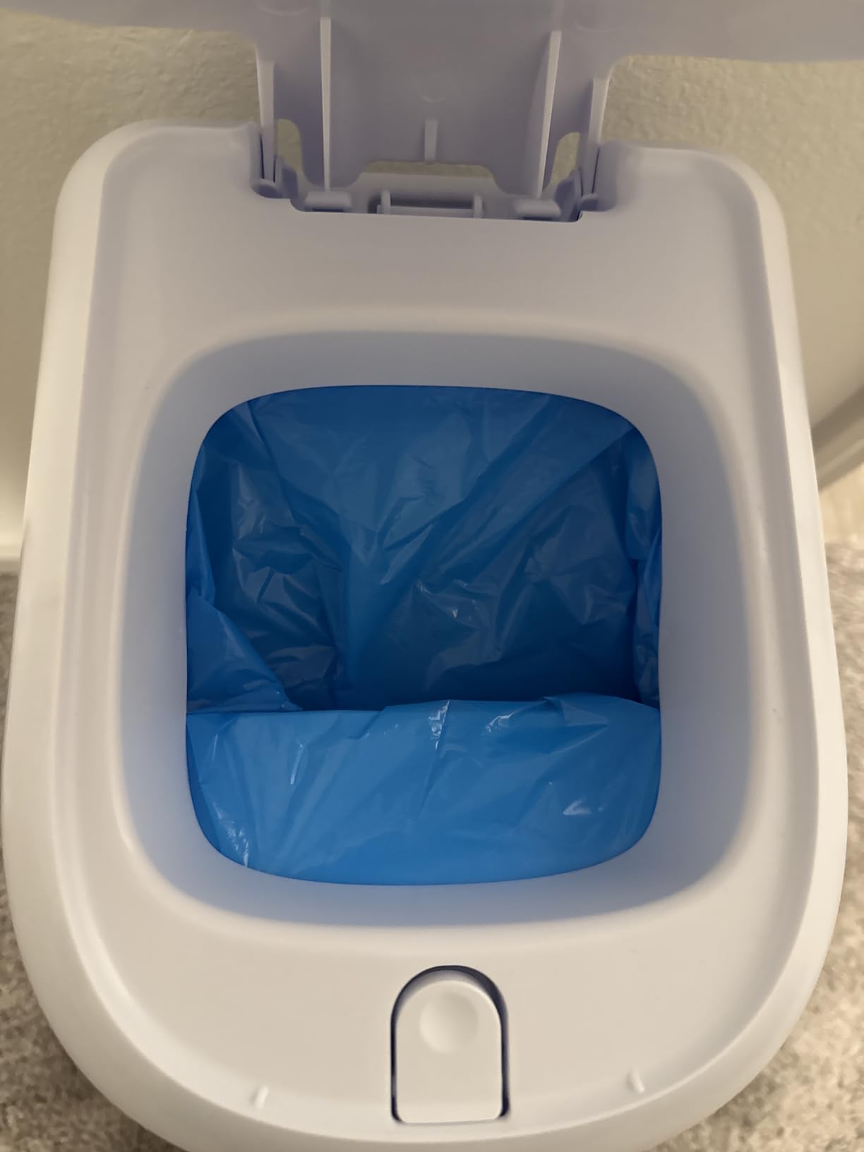 Diaper Genie Signature Pail Gift Set with 2 Easy Roll Refills, 48 bags | Signature pail registry gift set includes Easy Roll tear-off bags holding up to 2,256 newborn diapers in total. customer photo 2