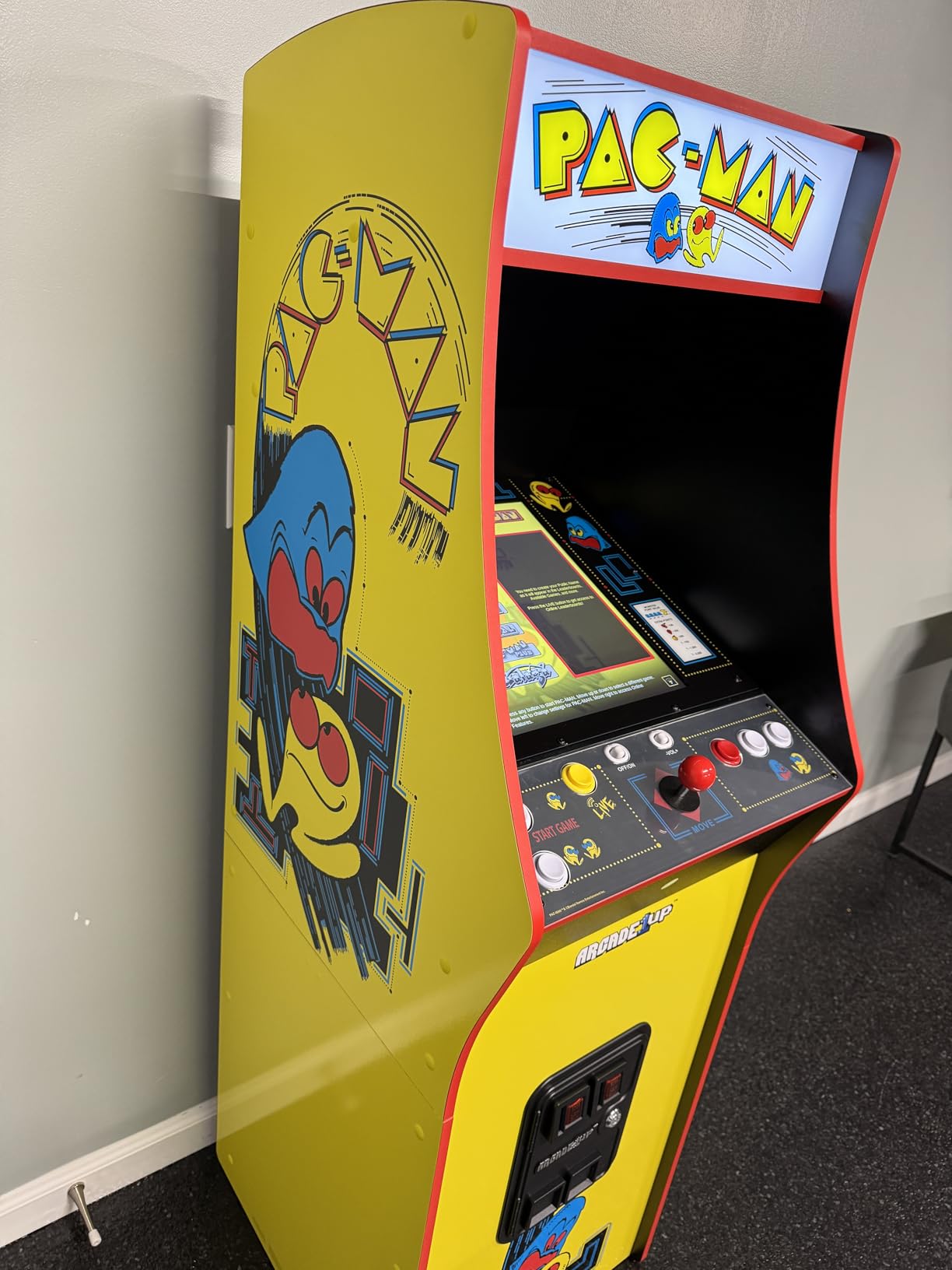Arcade1Up Pac-Man Deluxe Arcade Gaming Cabinet, 14 Classic Games | Real Feel Joysticks and Buttons, 17-Inch Color Screen customer photo 1