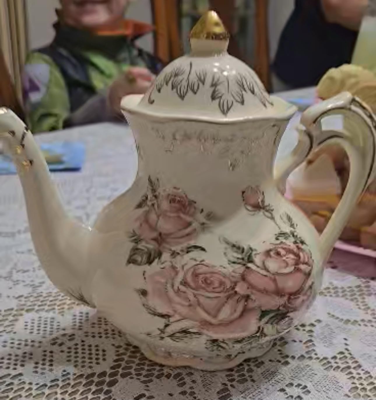 YOLIFE Pink Rose Teapot with Infuser, 35 OZ / 4 Cup Tea Pot customer photo 2