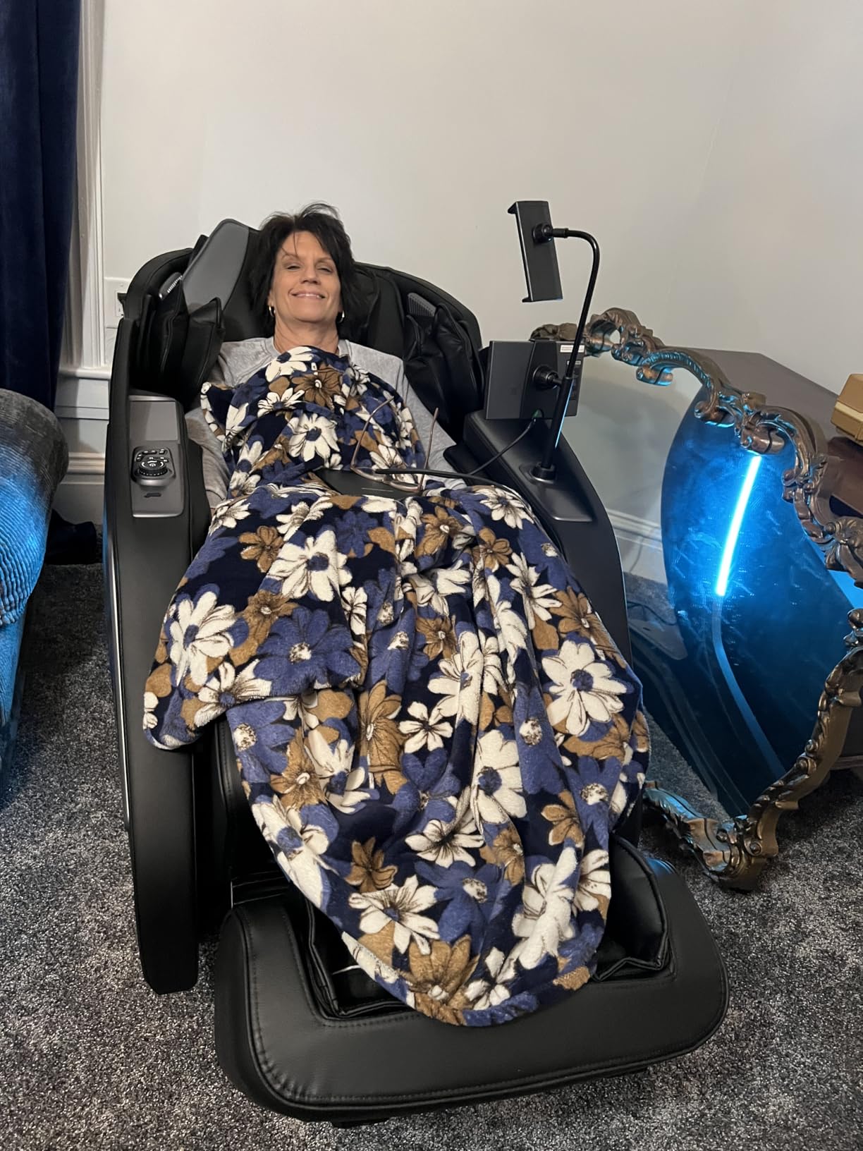 HealthRelife 4D Massage Chair Full Body Zero Gravity Recliner - 55