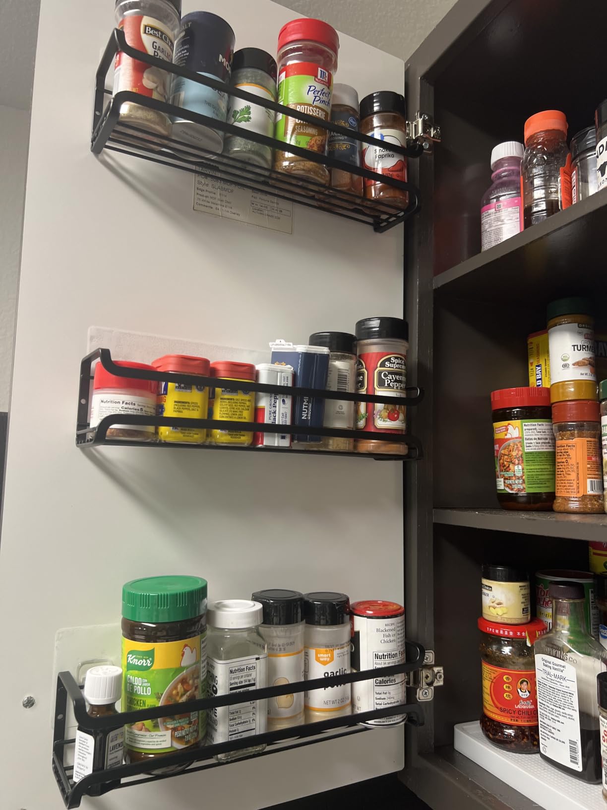 Bunoxea Spice Rack Wall Mounted 4 Pack, For Spice Jars & Seasonings,Black | 4 Removalble Hooks,Screw or Adhesive Hanging, Space-Saving,For Kitchen Cabinet, Pantry Door,Stove,RV Use,11.41x2.75x2.75in customer photo 1