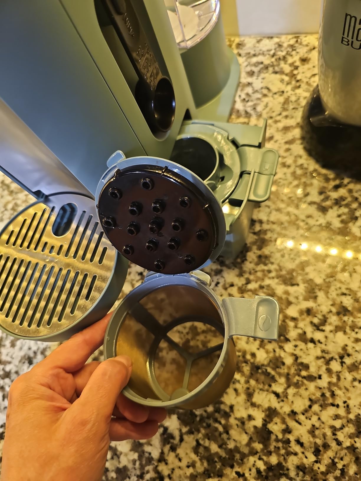 Ninja Single Serve Coffee Maker - Combo Machine, K-Cup Pods and Grounds customer photo 1