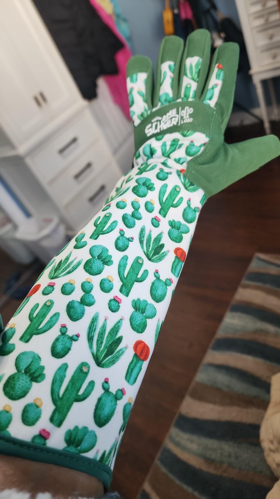 Schwer Gardening Gloves for Women, Reinforced Fingertips & Palm, L010, M | Touchscreen, Forearm Protection, Abrasion Resistant, Breathable, Comfortable, Rose Pruning, Weeding, Gardening Tools, Gifts customer photo 1