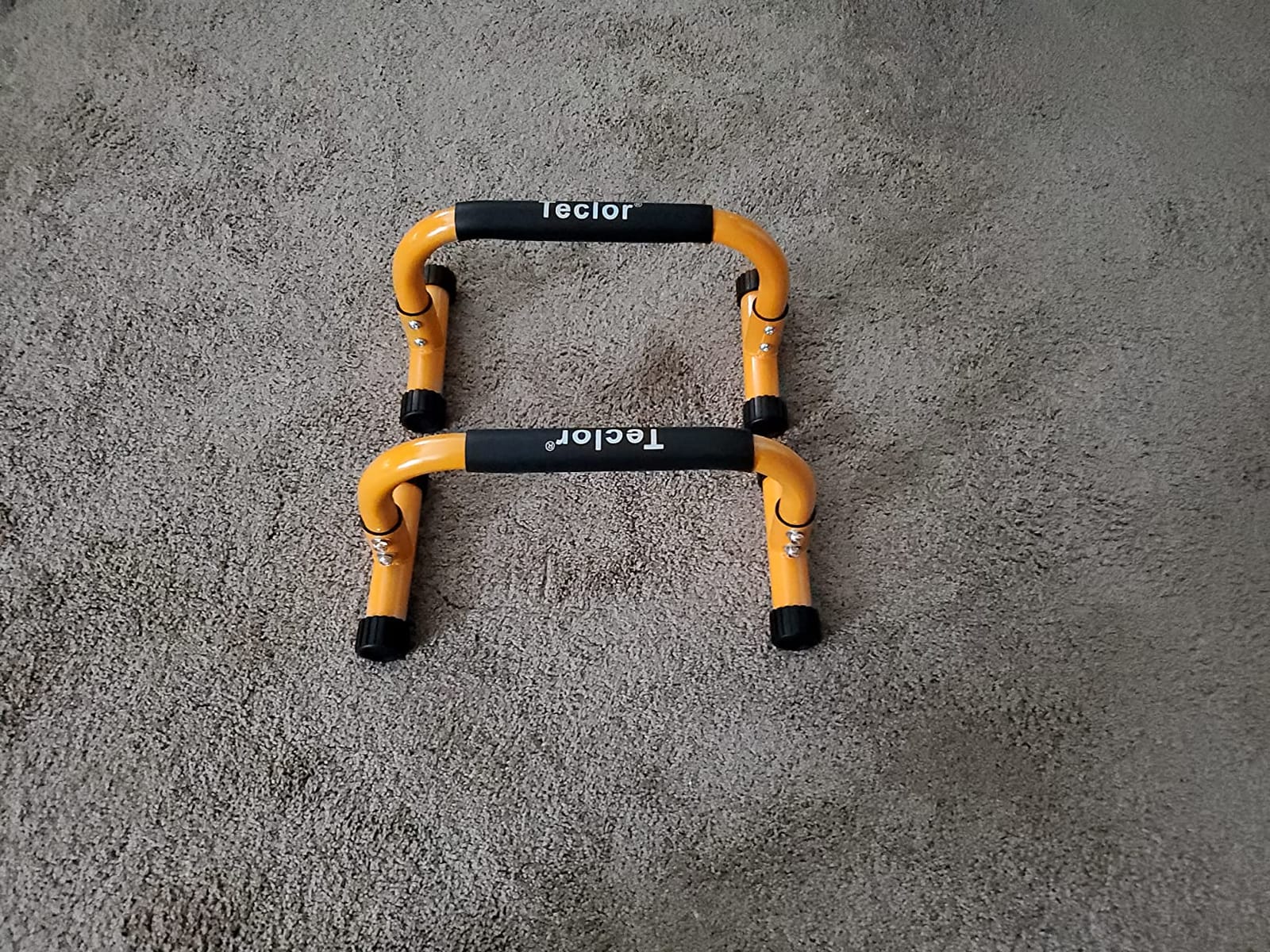Teclor Push Up Bar, Parallettes Bars For L-sit & Dip, Heavy-Duty No Wobbling Parallel Bars Stand For Handstands, Full Planche, Calisthenics, 9.5in High Workout Stands for Home Fitness Training customer photo 1