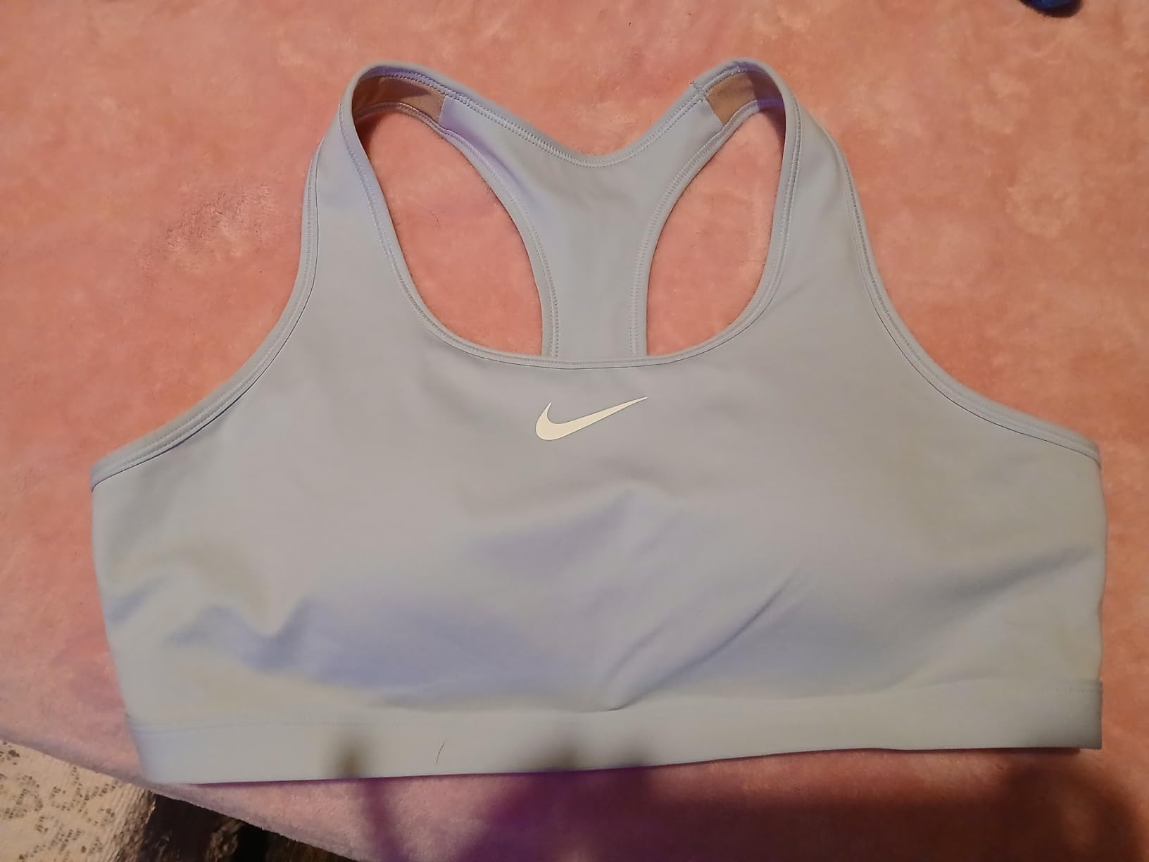Nike Women's Swoosh Sports Bra (Medium Support) customer photo 2