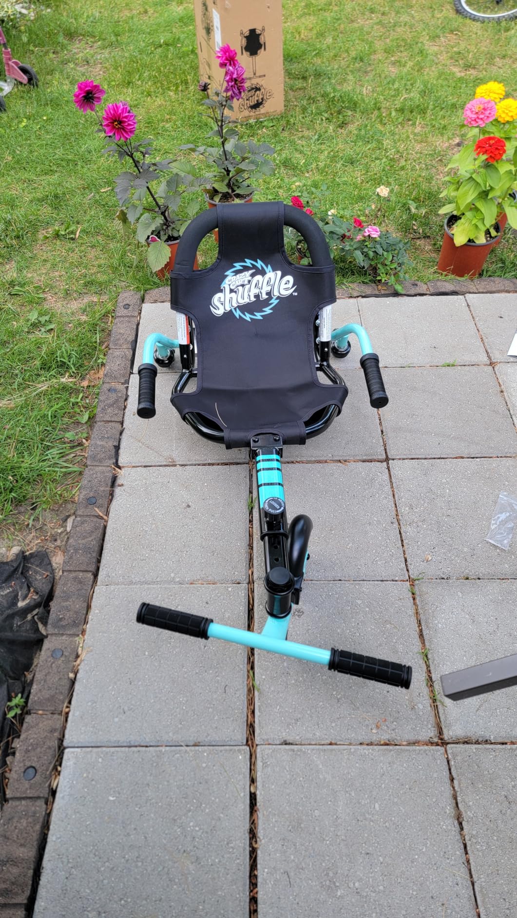 Razor Crazy Cart Shuffle - Kid-Powered Drifting Go-Kart for Ages 4+, Crazy Cart Drift Bar Technology, Adjustable Frame with 5 Length Settings customer photo 1