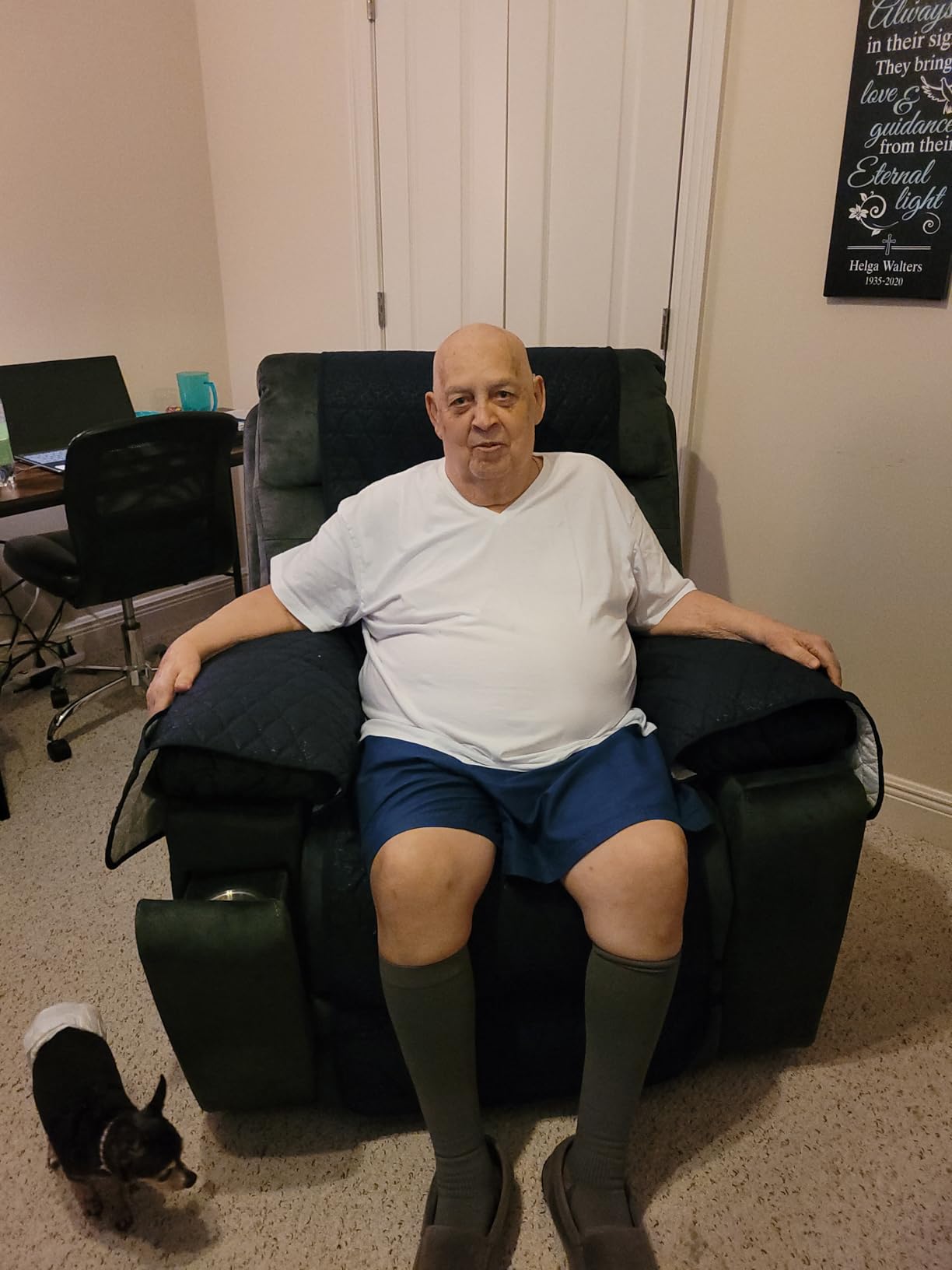 Large Power Lift Recliner Chair with Massage and Heat for Elderly Big and Tall People, Overstuffed Wide Recliners with 2 Cup Holders, Side Pocket and USB Port, Camel customer photo 2