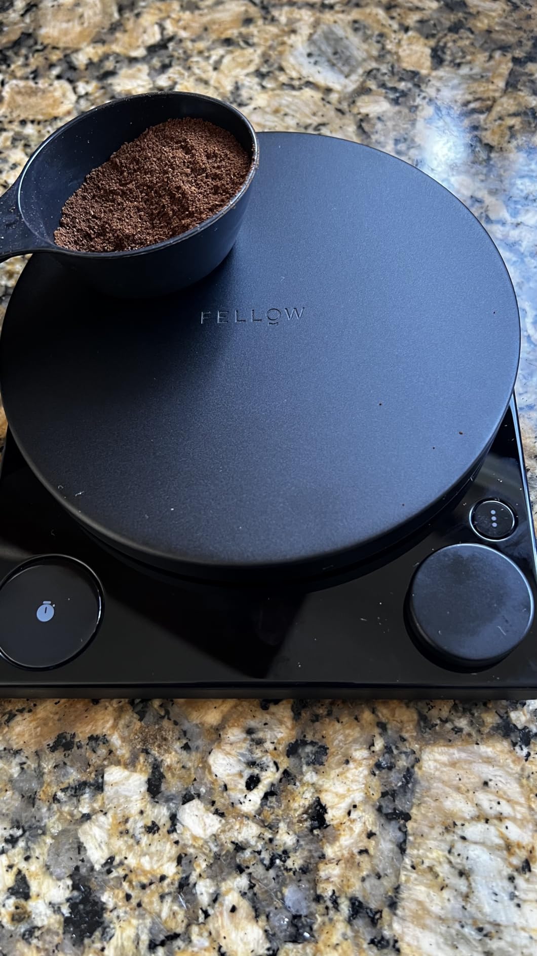 Fellow Tally Pro Coffee Scale with Timer, Espresso Scale, Brew Assist Mode | Guided Ratio Brewing for Pour Over, Drip & Barista, 0.1g Accuracy, 2500g Capacity, OLED Display, Rechargeable, Glass Top customer photo 2