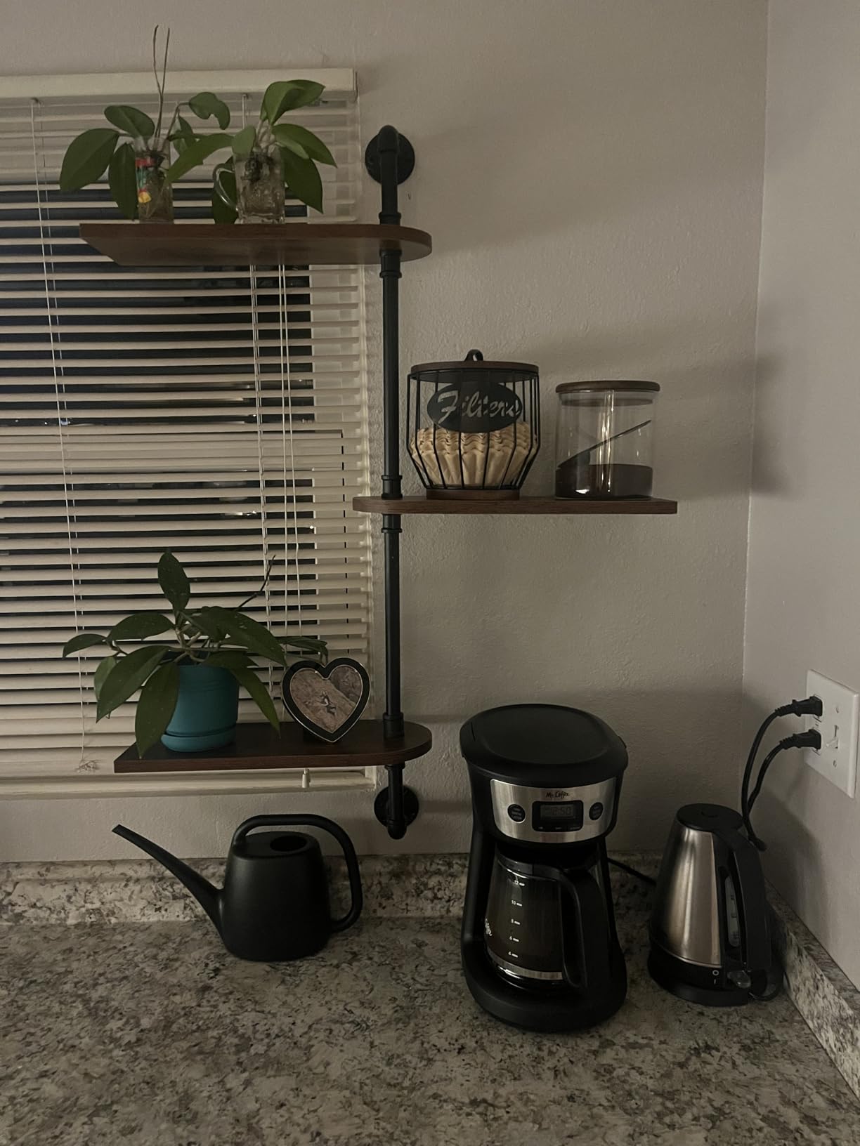 Yangbaga Metal Coffee Filter Storage Holder with Wooden Lid for 8-12Cup | Sturdy Round Wooden Base, High Quality Iron Handle, Stainless Steel Container Basket customer photo 1
