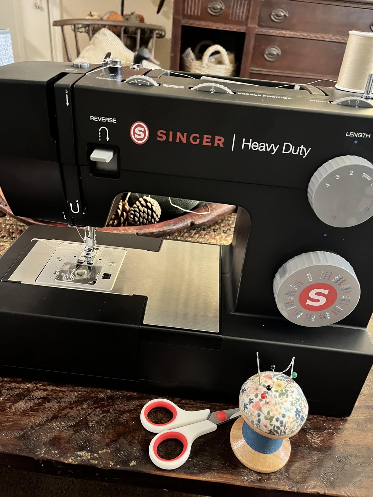 SINGER® 4432 (Black) High Speed Heavy Duty Sewing Machine + Accessory Kit | 32 stitches deliver 110 applications, 50% more power, for thick fabrics, 1100 stitches/ minute, 1-step buttonhole customer photo 1