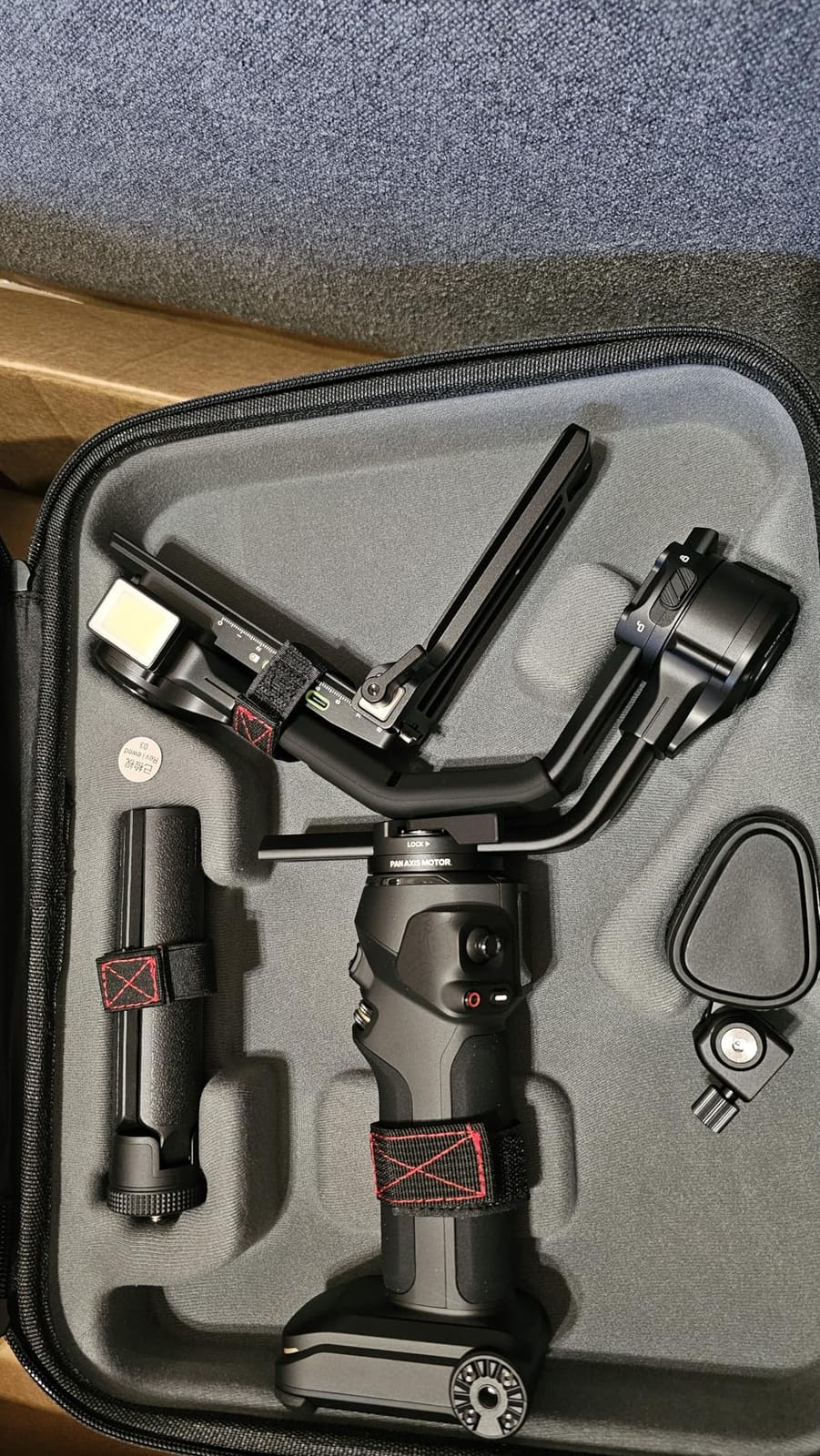ZHIYUN Crane 4, 3-Axis Gimbal Stabilizer for DSLR and Mirrorless Camera, Nikon Sony Panasonic Canon Fujifilm BMPCC 6K, Fill Light, PD Fast Charge customer photo 2
