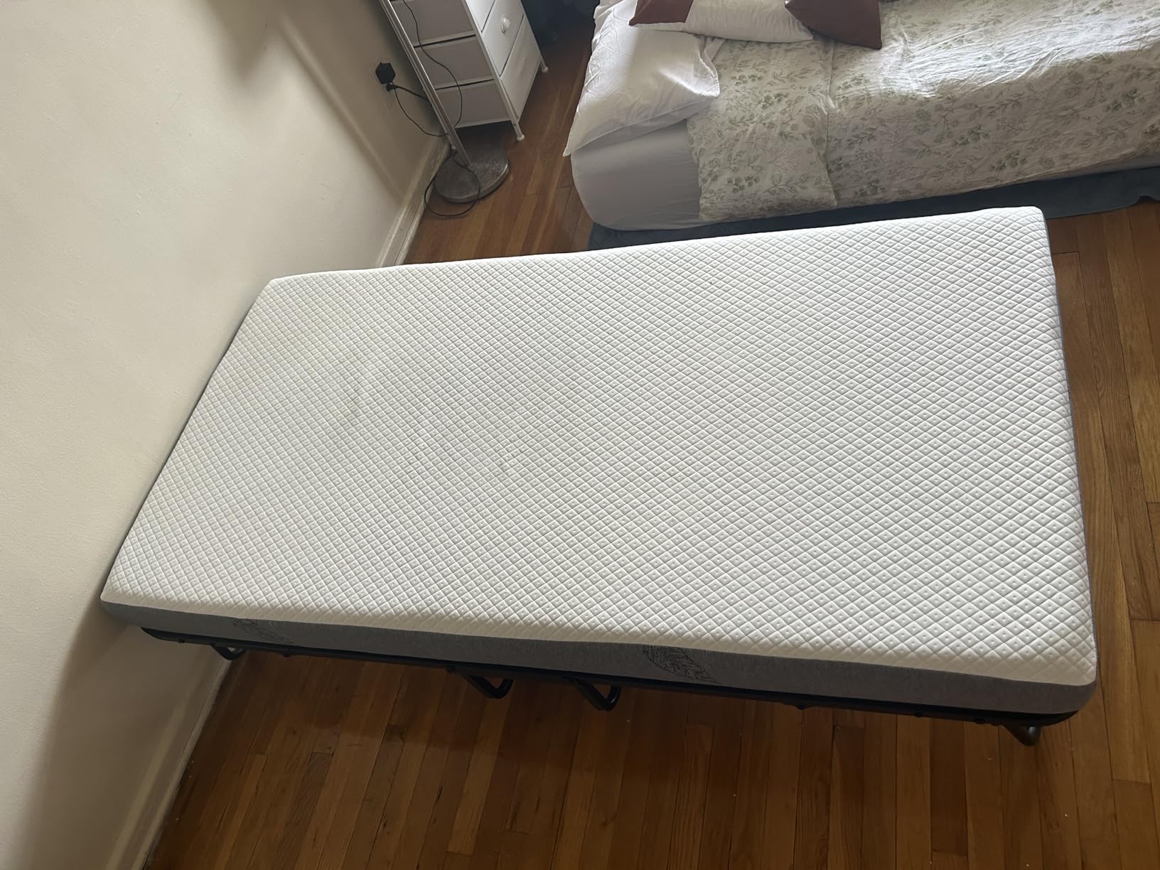 EconoHome Folding Bed with Mattress - 75x31 Cot Size Frame - Portable Rollaway Guest Bed with 5-inch Memory Foam Mattress - Space-Saving Foldable Design for Easy Storage (31 Inch) customer photo 1