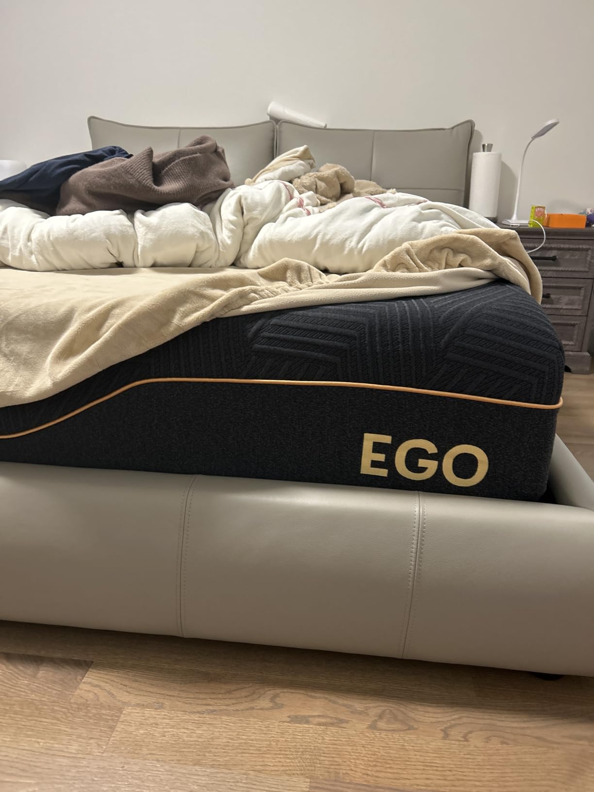 MLILY EGOHOME King 14 inch Memory Foam Mattress for Back Pain Relief Firm | Fiberglass Free, Copper Gel Infused, Graphene-Cool-Tech Cover, ICA Endorsed, CertiPUR-US, Motion Isolation, Mattress in a Box customer photo 1
