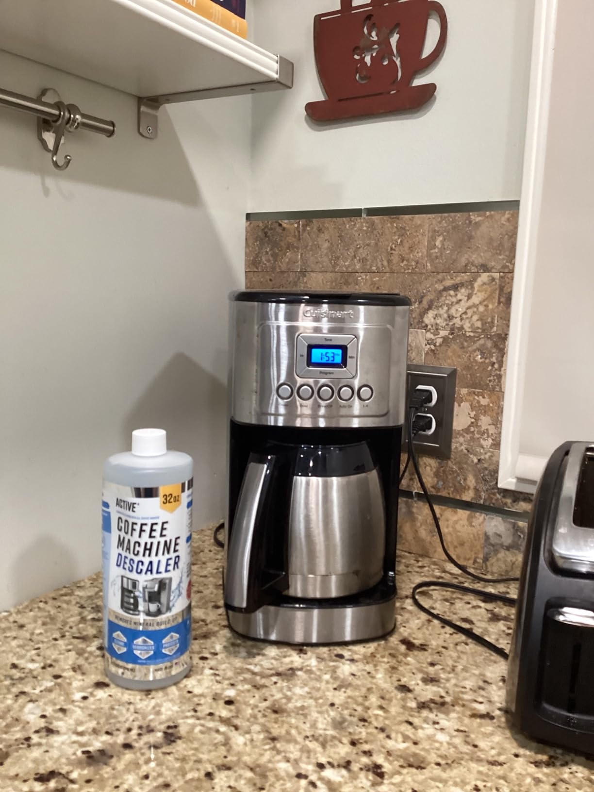 ACTIVE Coffee Machine Descaler Descaling Solution - 32oz (8 Uses) Compatible with Keurig,Nespresso,Breville,Delonghi, Jura, Ninja - Espresso Coffee Maker Cleaner,Coffee Pot Cleaning Limescale Remover customer photo 1